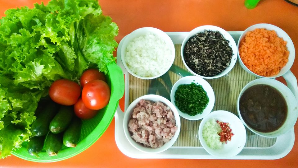 Cách làm bánh tráng lụi chấm mắm me lạ miệng cho bữa cơm gia đình