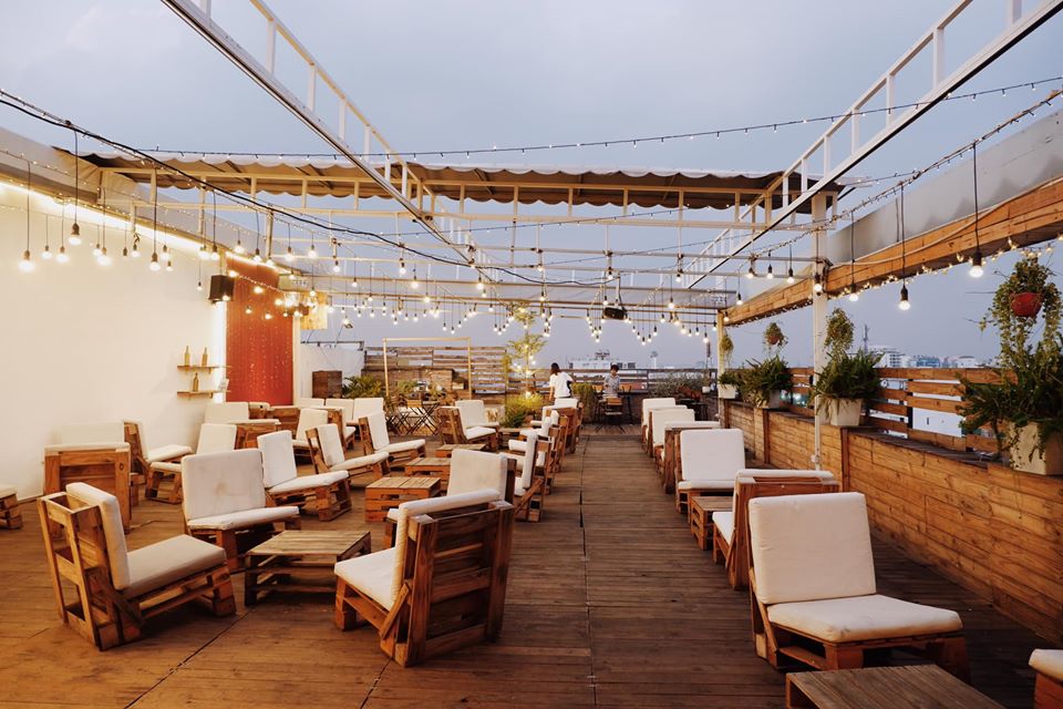 quán cafe rooftop sài gòn