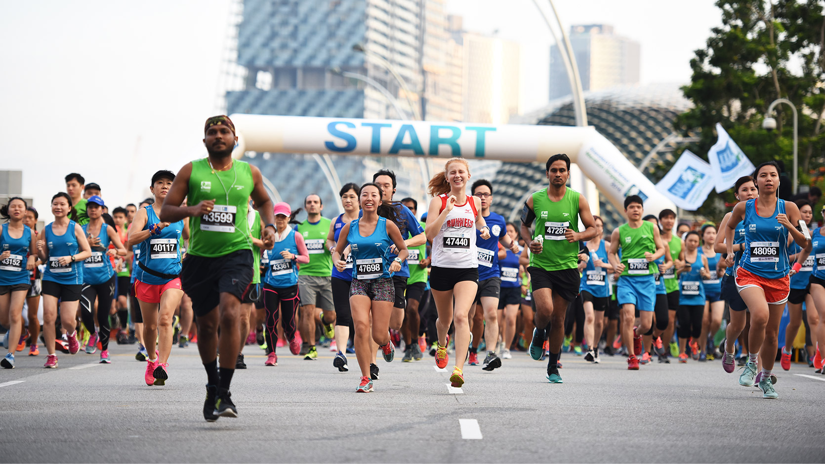 Standard Chartered Singapore Marathon 2022 hút gần 40.000 người tham dự từ khắp nơi trên thế giới. Ảnh: Singapore Tourism Board