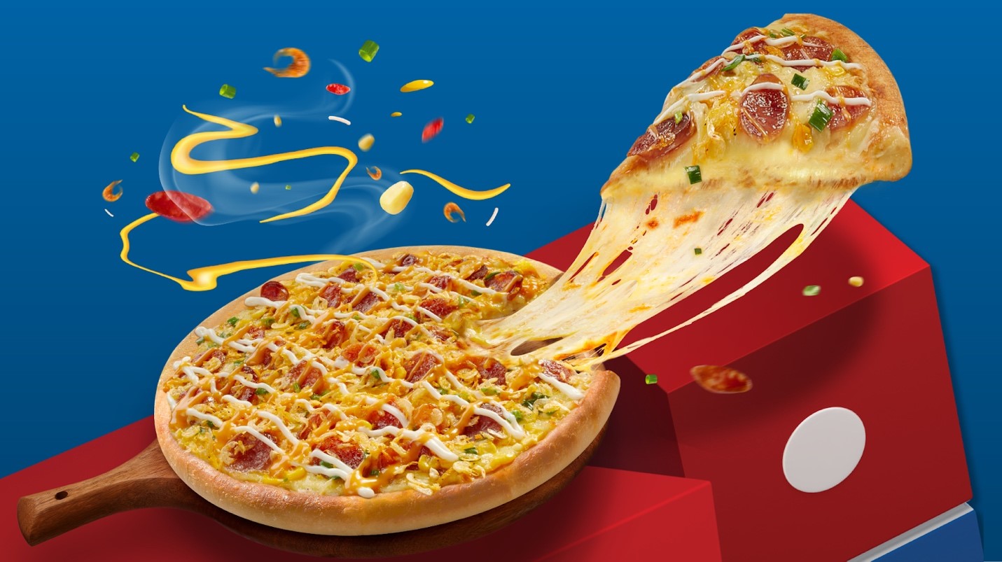 Pizza lạp xưởng xốt trứng muối Mayonnaise mới đa sắc màu của nhiều loại nguyên liệu. Ảnh: Domino’s Pizza