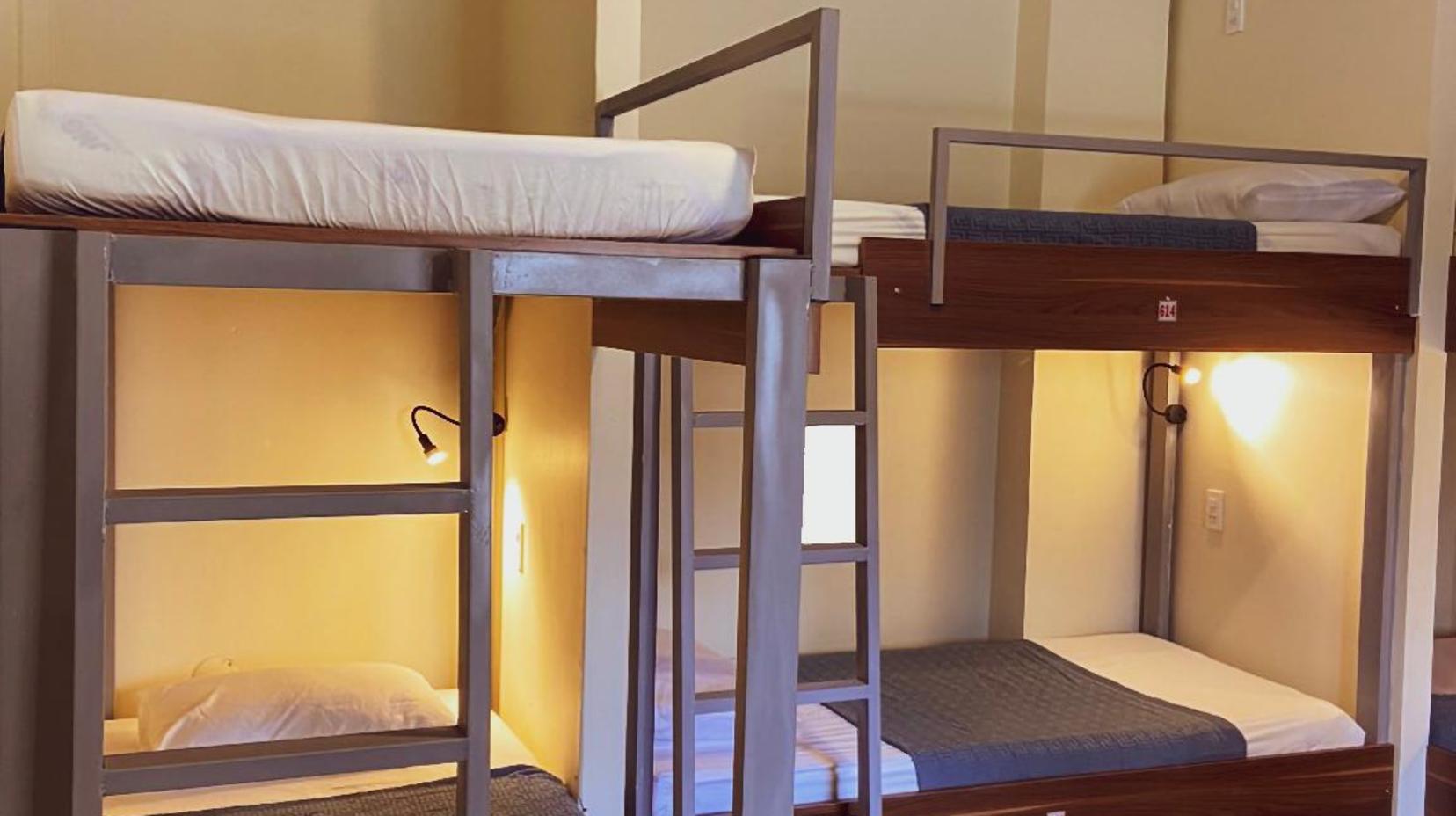 Dormitory Room with Single Bed - Bed