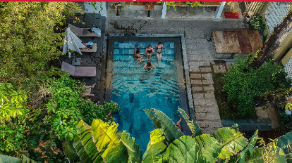 Swimming pool