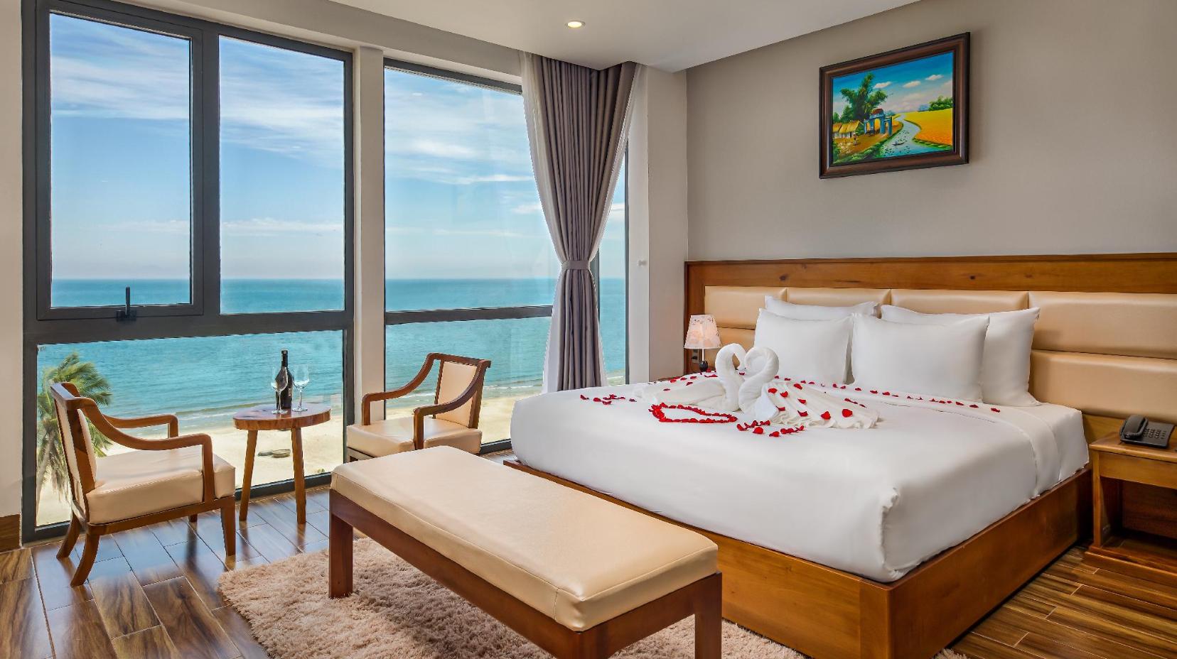 Suite with Sea View - Room plan