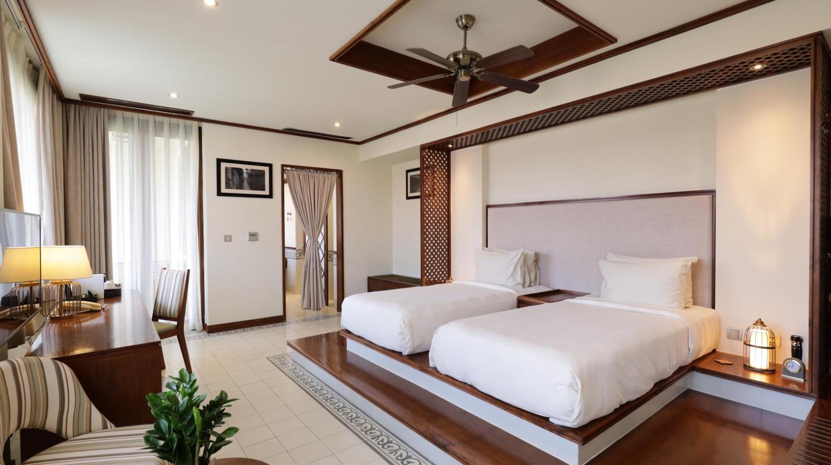 Executive Suite King or Twin - Bed