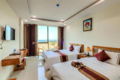 Deluxe Twin Room with Sea View