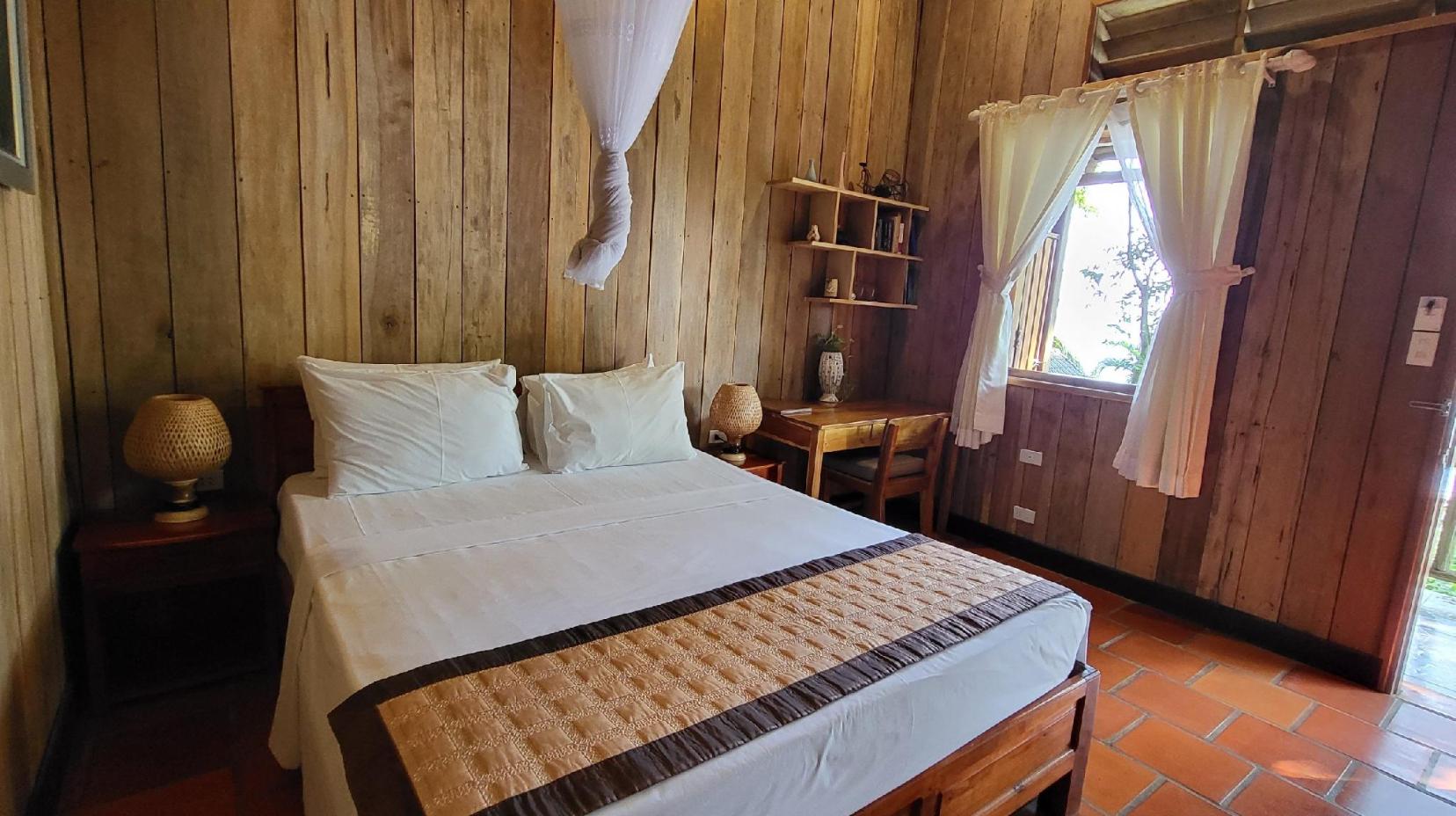 Partial Sea View Bungalow - Guestroom