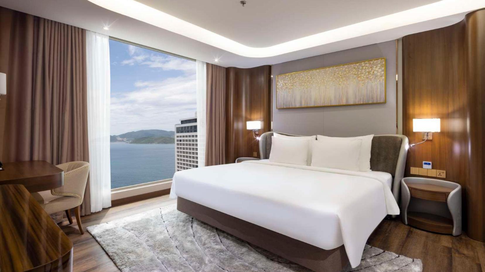 Panoramic Ocean View Suite - Room plan