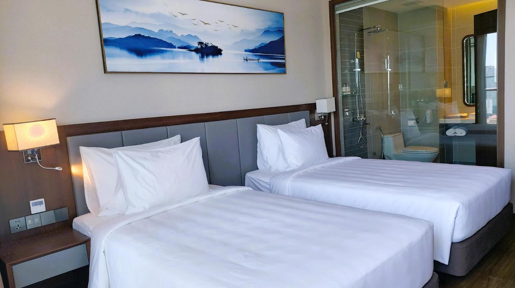 Deluxe Double or Twin Room - Bed