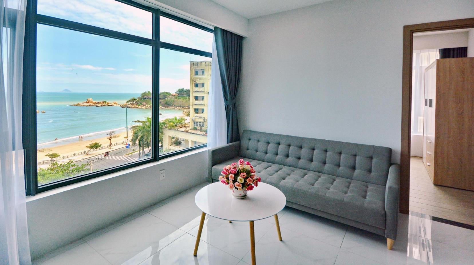 2-Bedroom Sea View Apartment - Guestroom