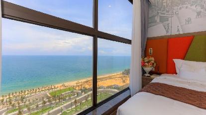 2 Bedroom Apartment, Balcony - Beach