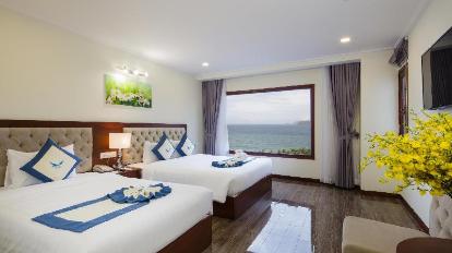 Deluxe Sea View - Bed