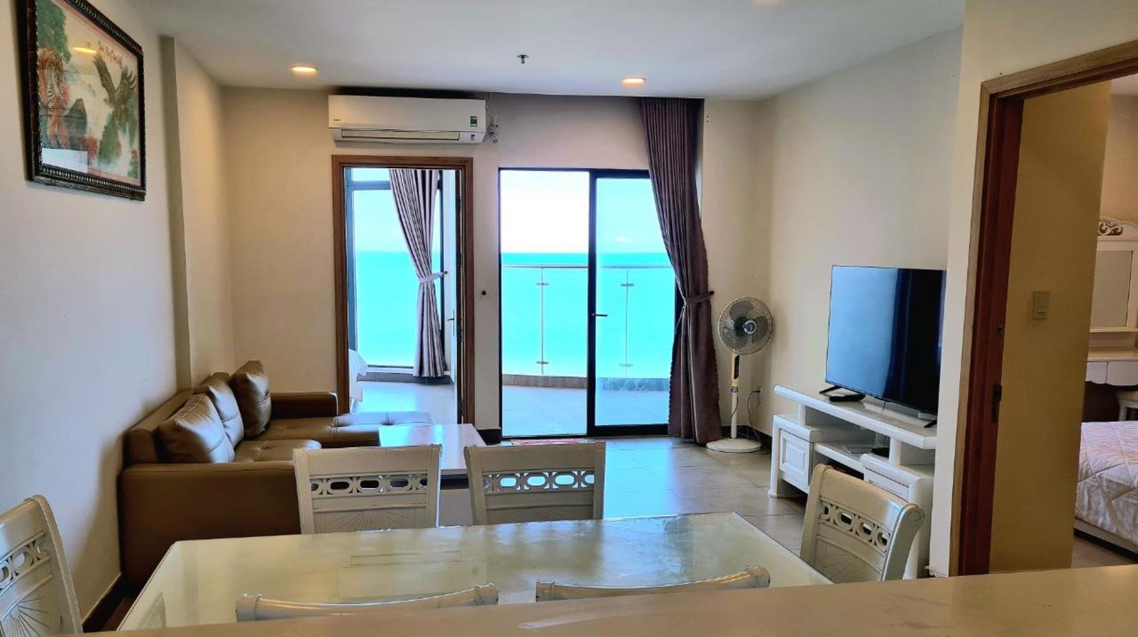 Two-Bedroom Ocean View Apartment