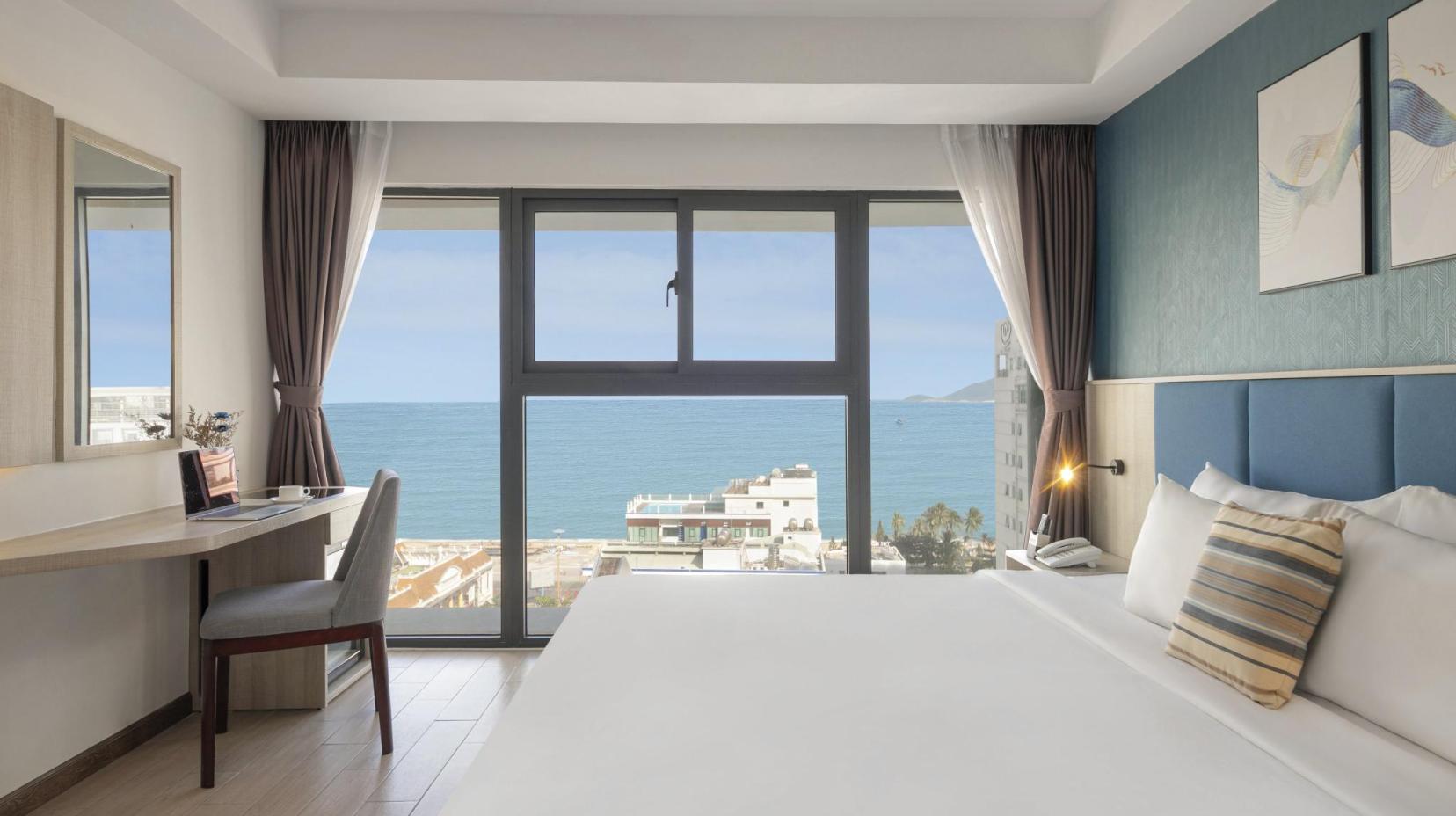 Superior Sea View Room - Room plan