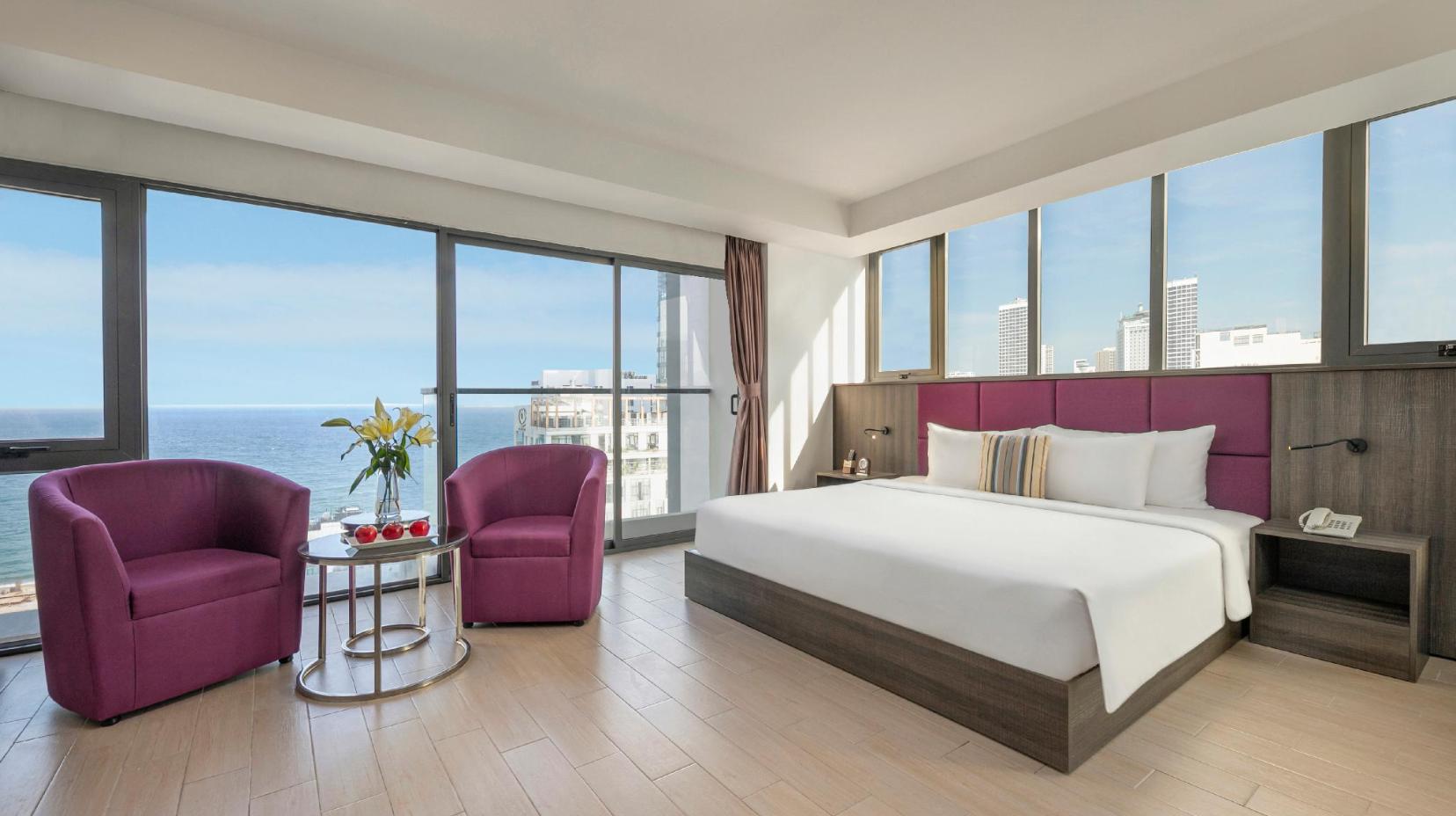 Executive Sea View - Bed