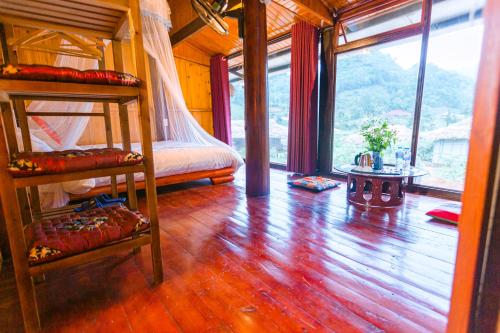 Double Room with Mountain View