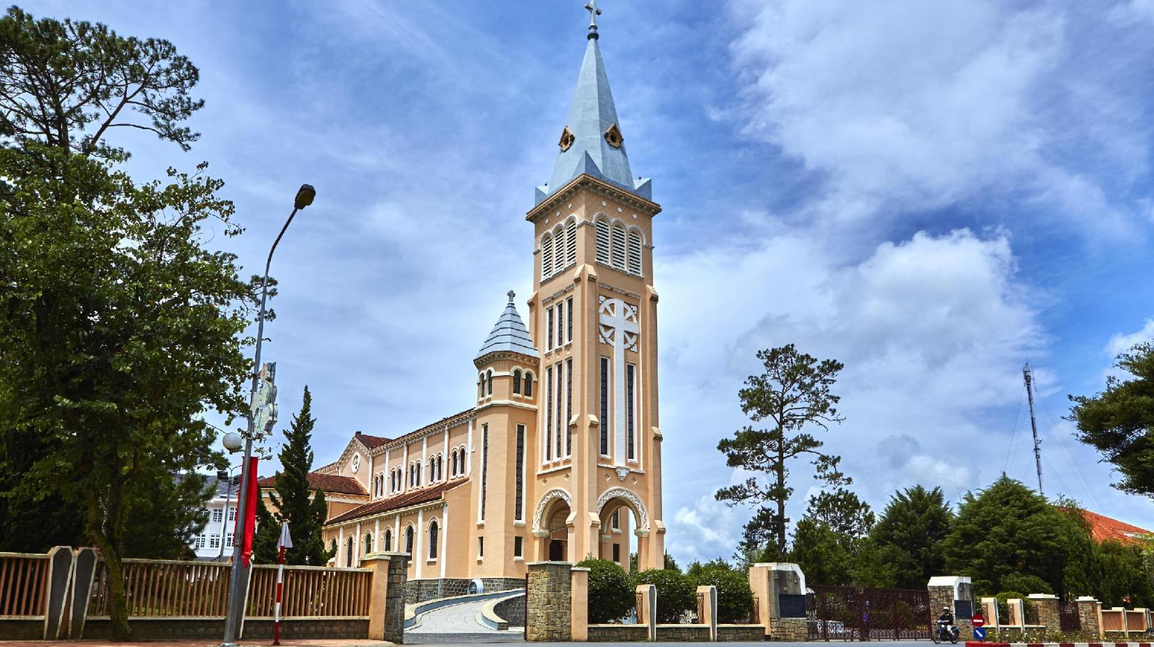 Dalat Cathedral - 590 m from property