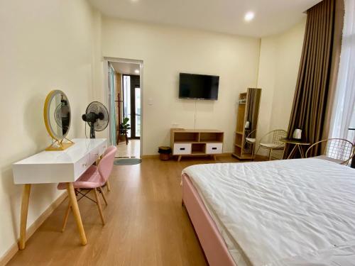 Deluxe Double Room with Balcony