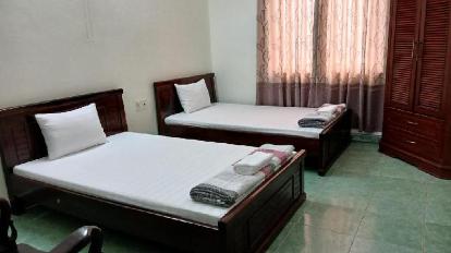 Twin Room - Check-in After 11:00 PM, Check-out Until 12:00 PM, Non-Smoking - Bedroom