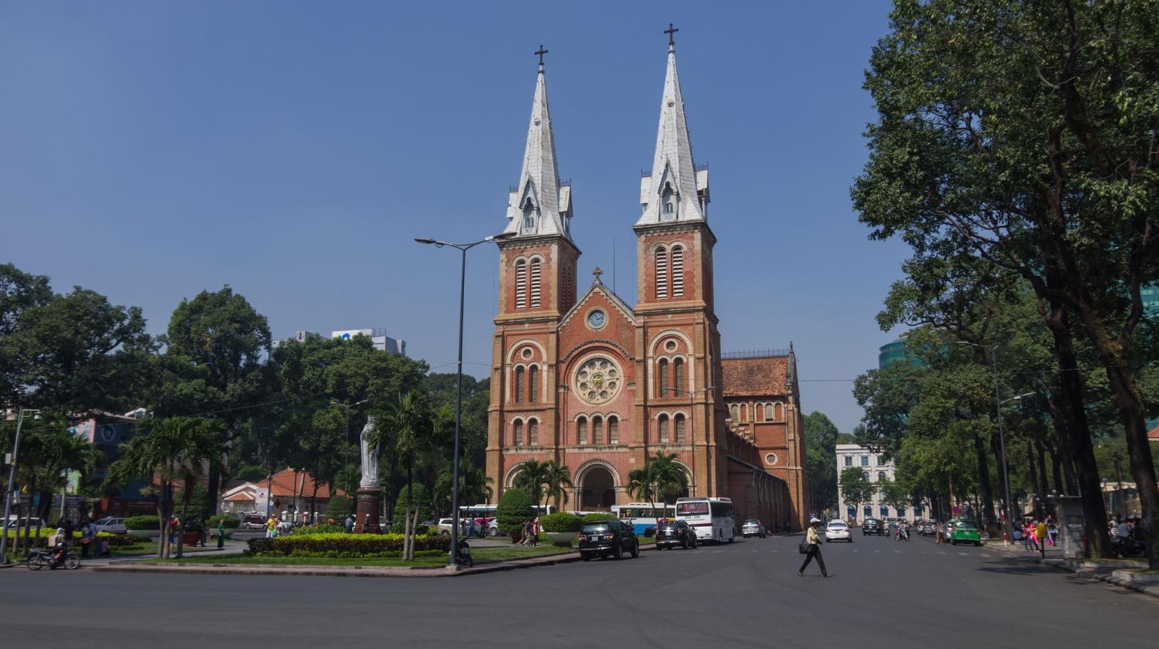 Saigon Notre Dame Cathedral - 1.37 km from property