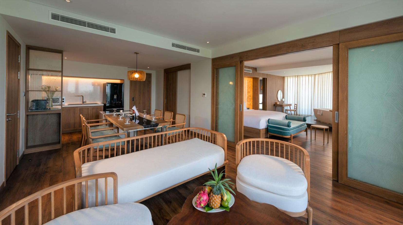 Family Suite - Spa Treatment and Daily Afternoon Tea Buffet Included - Room plan