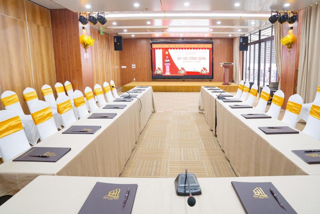 Meeting room / ballrooms