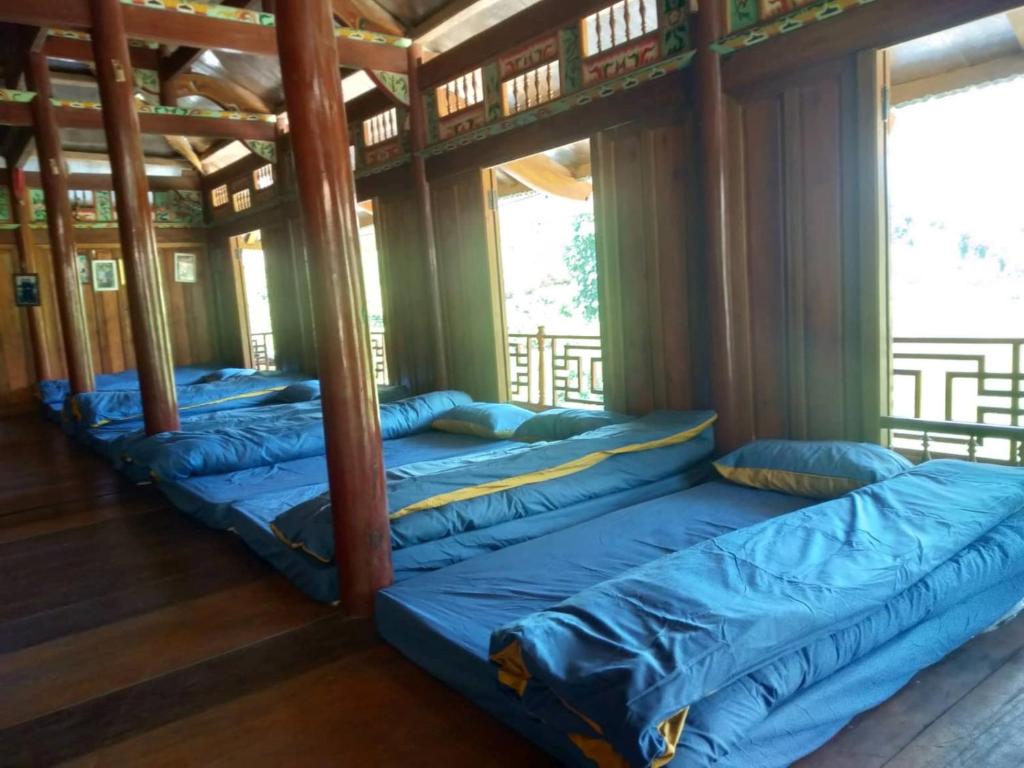 Bunk Bed in Mixed Dormitory Room