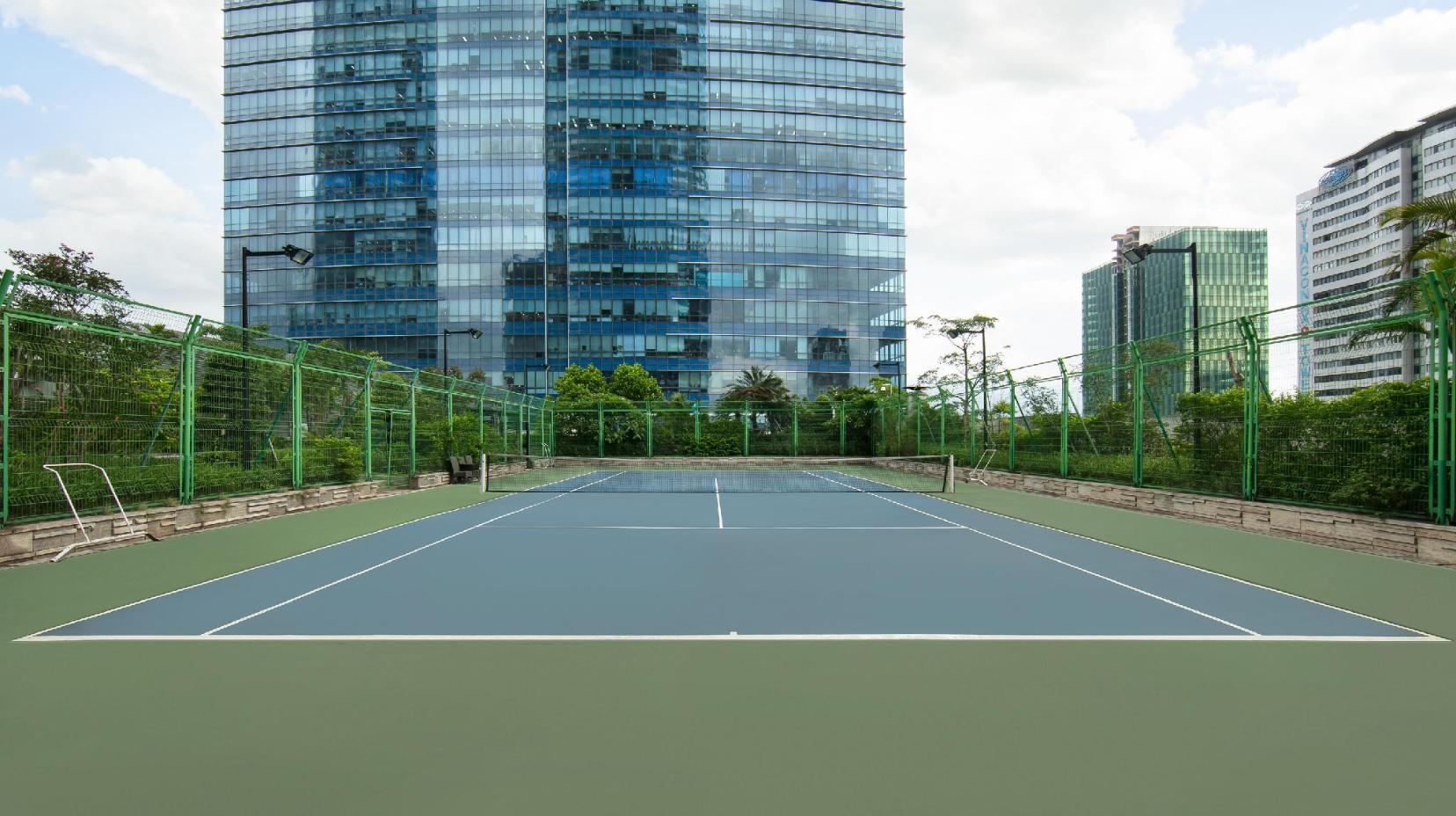 Tennis court