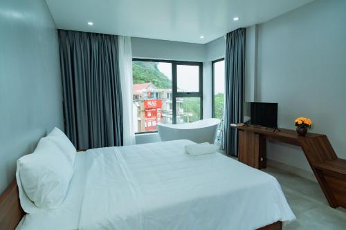 Deluxe Double Room with Bath