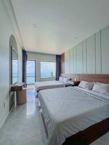 Quadruple Room with Sea View