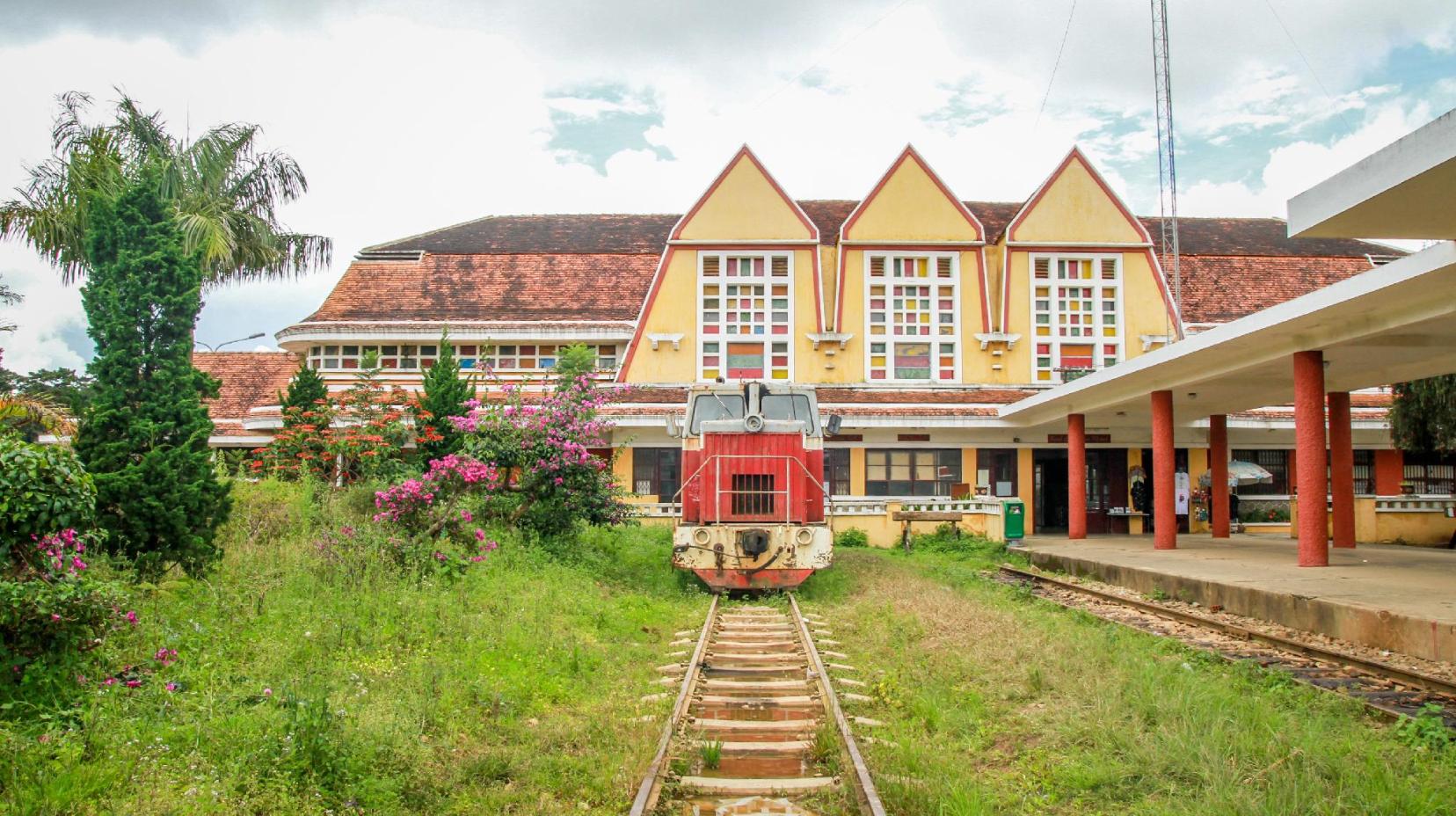 Dalat Railway Station - 870 m from property