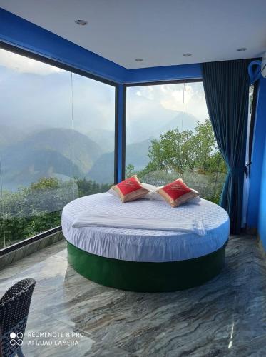 Double Room with Mountain View