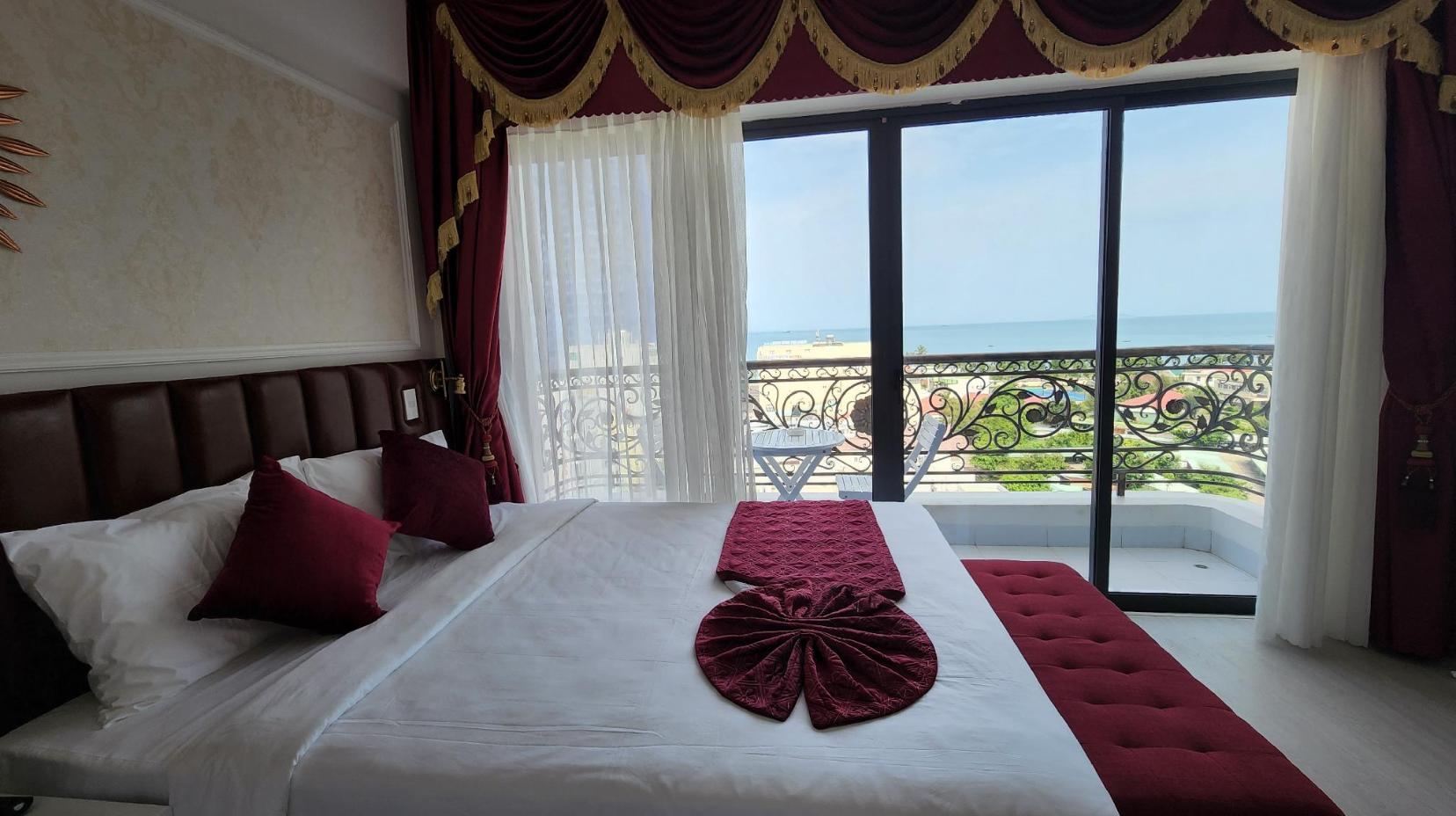 Sea View Triple Room