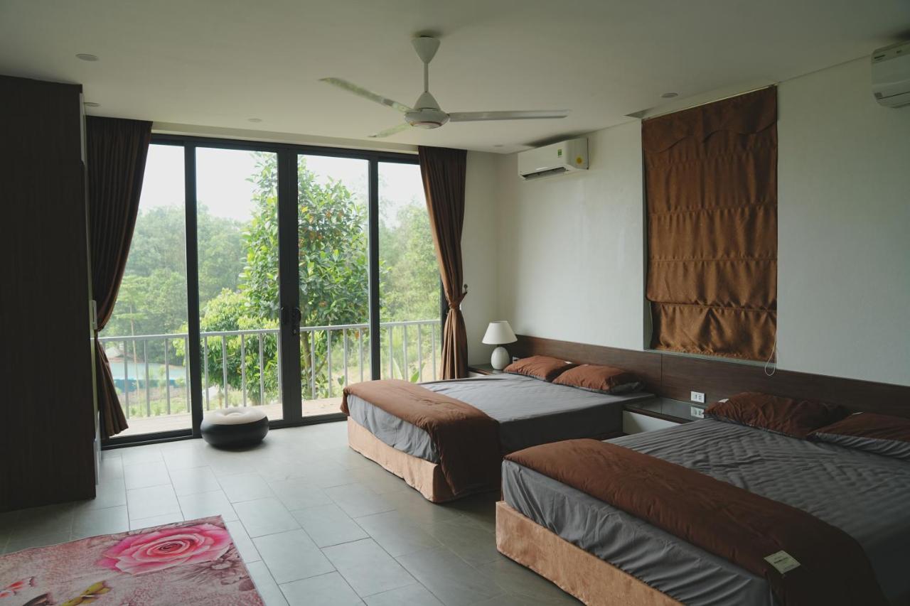 Twin Room with Pool View