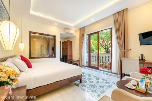 Deluxe Double Room with Balcony