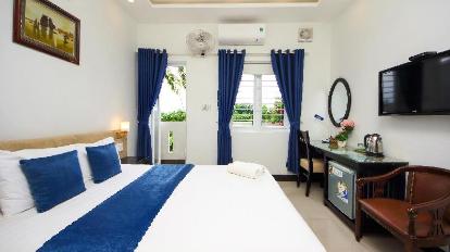 Double Room with  Balcony  - Villa