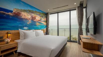 1 Bedroom Premier King with Sea View