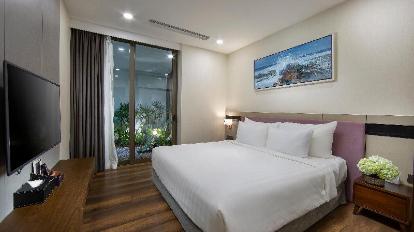 3-Bedroom Executive Sky Residence - Guestroom