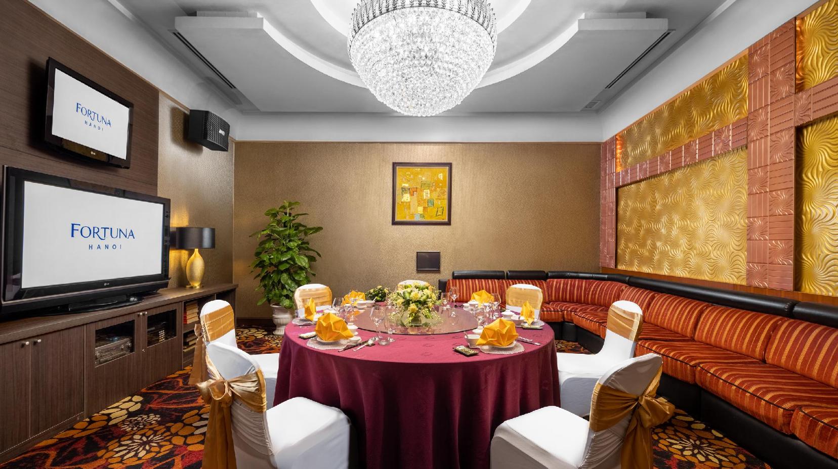 Restaurant (Private room)