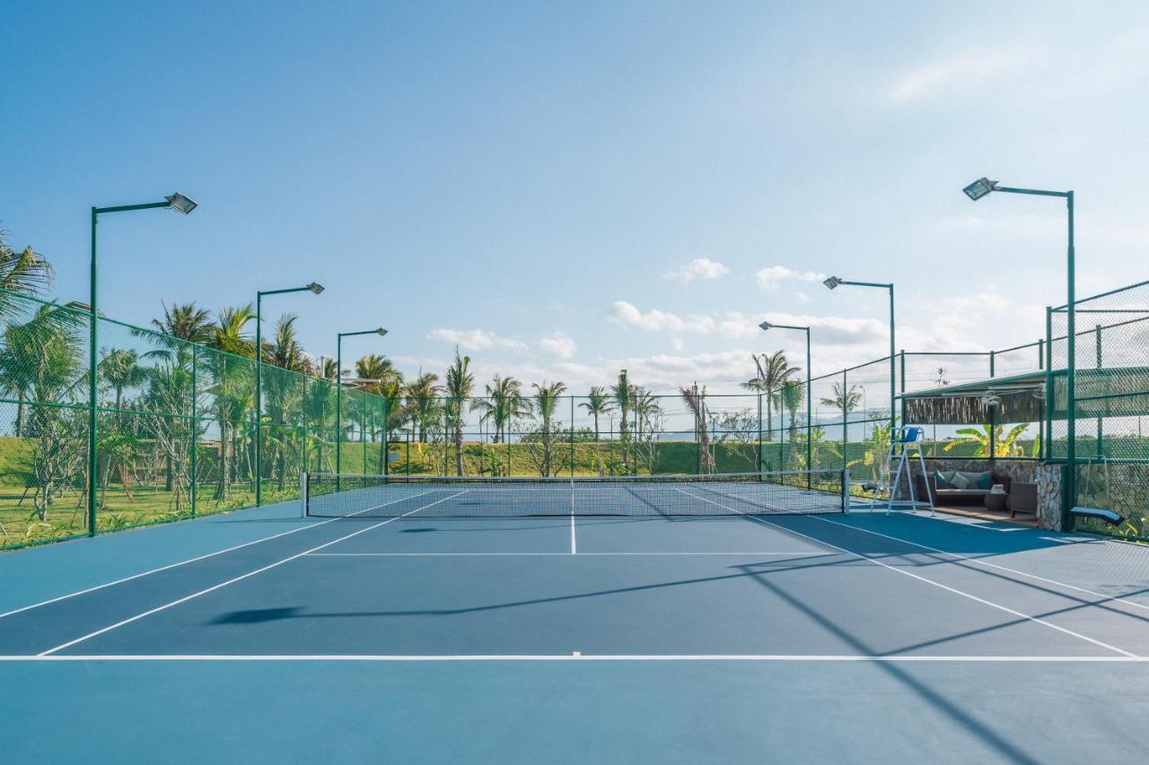 Tennis court