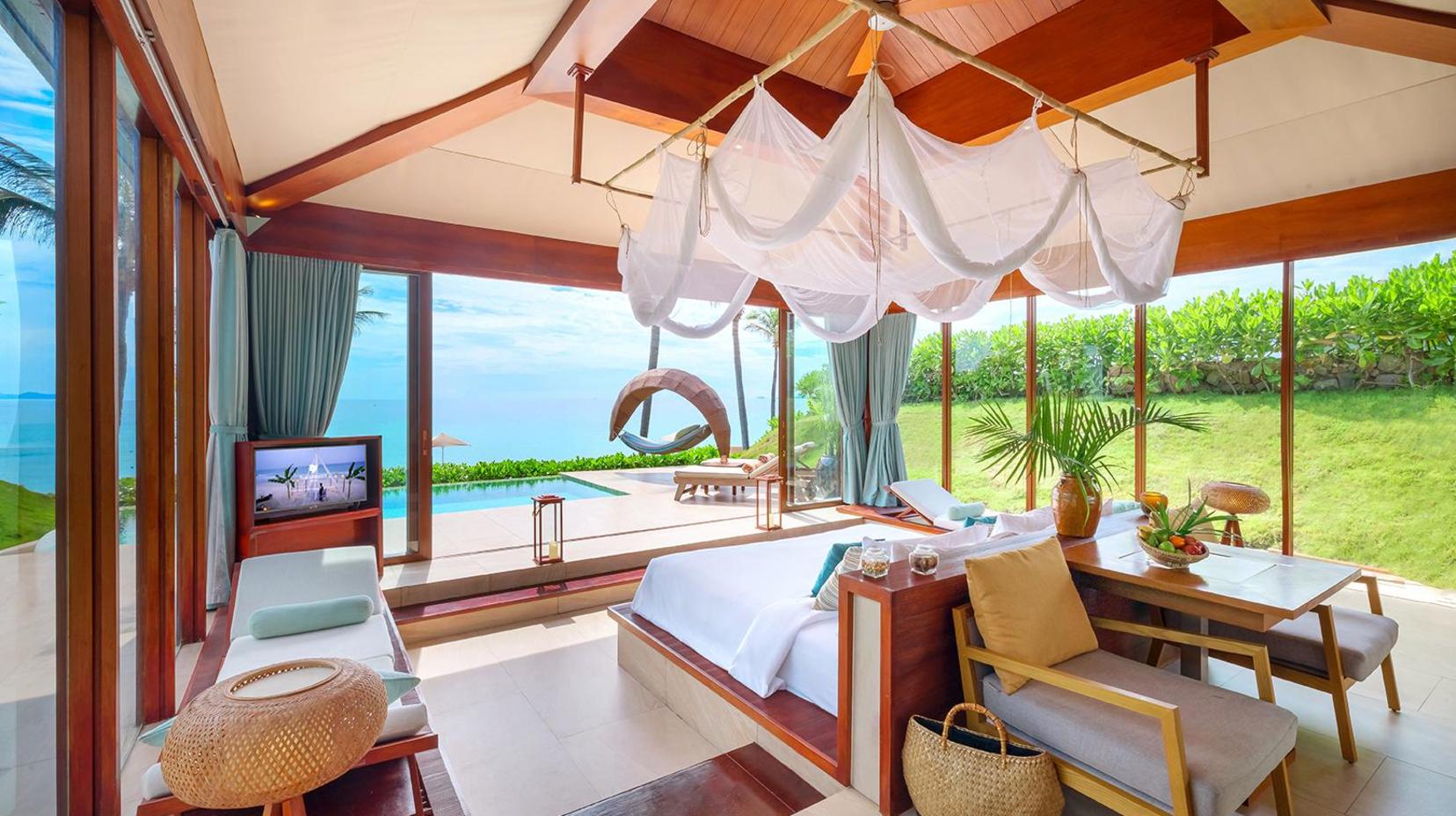 Oceanfront Villa with Private Pool - All Spa Treatment Included - Bedroom