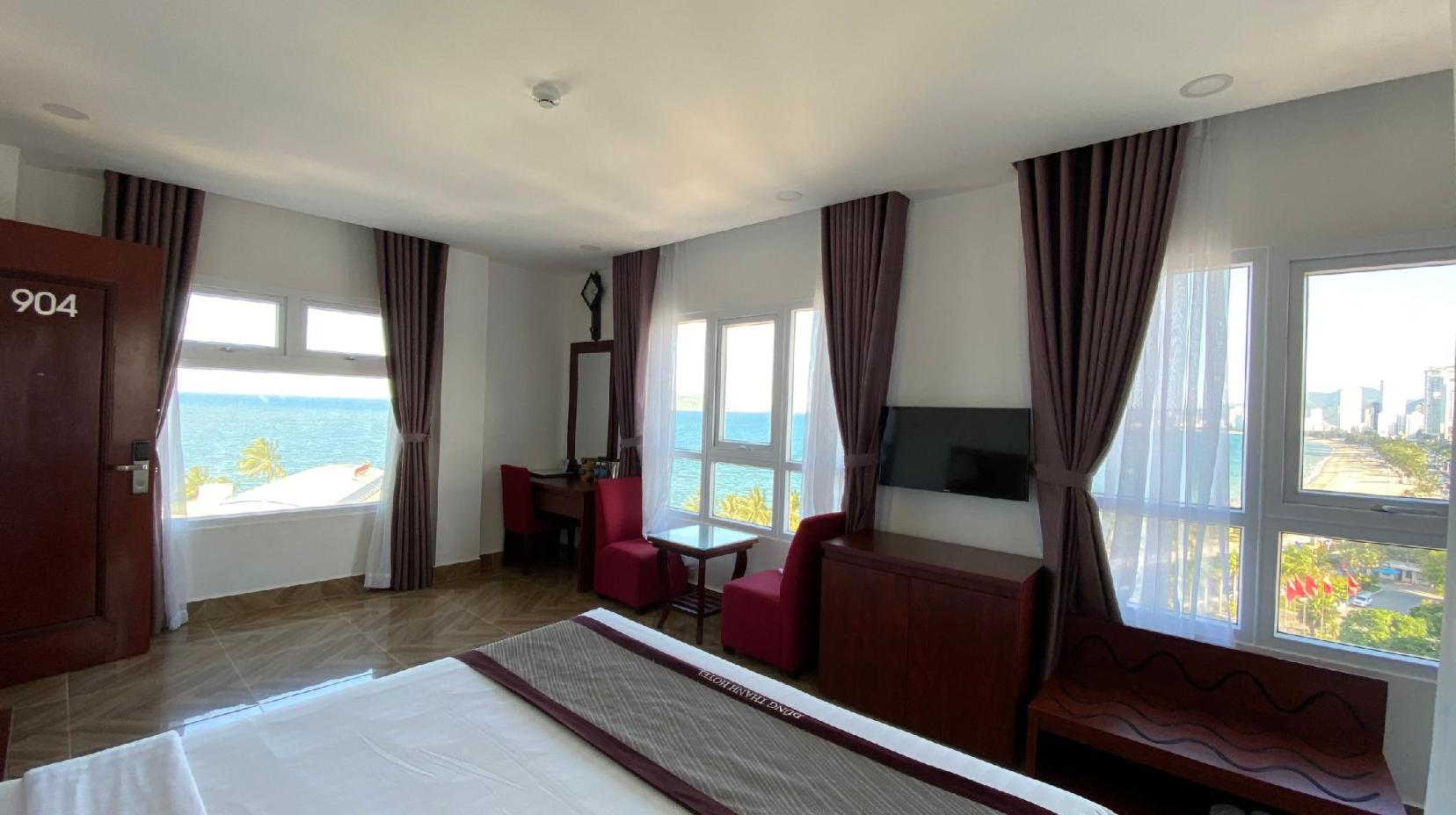 Sea View Suite - Bedroom