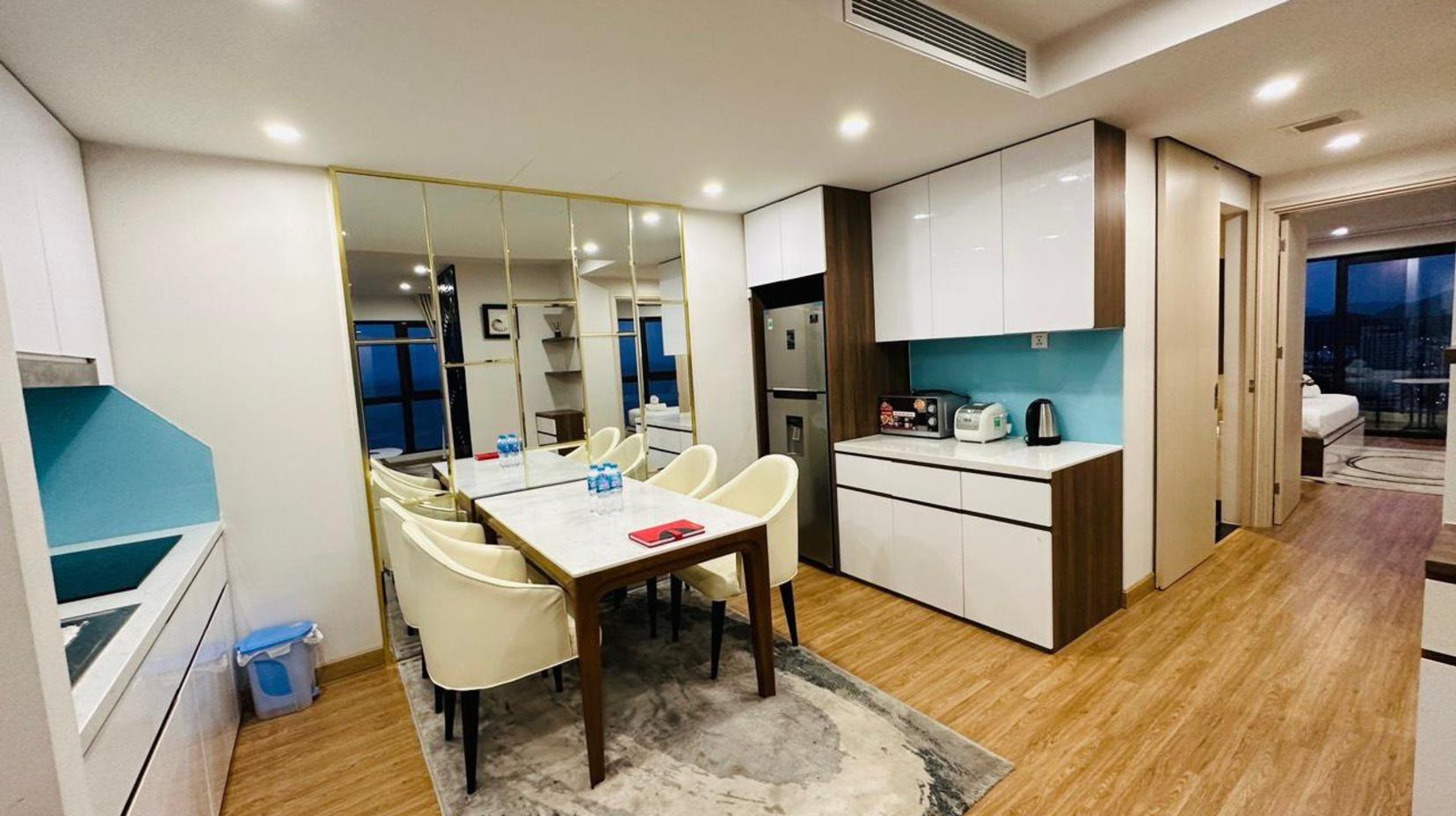 Two-Bedroom Ocean View Apartment - Kitchen