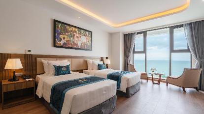 Executive Sea View Twin Room - Bed