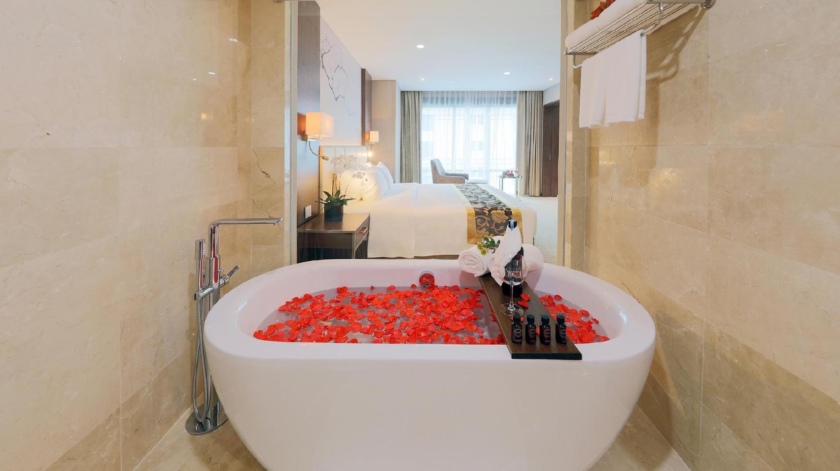 Executive Twin Bed Room - Bathtub