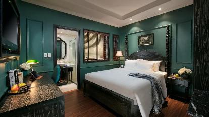 Deluxe Double Room - Bed