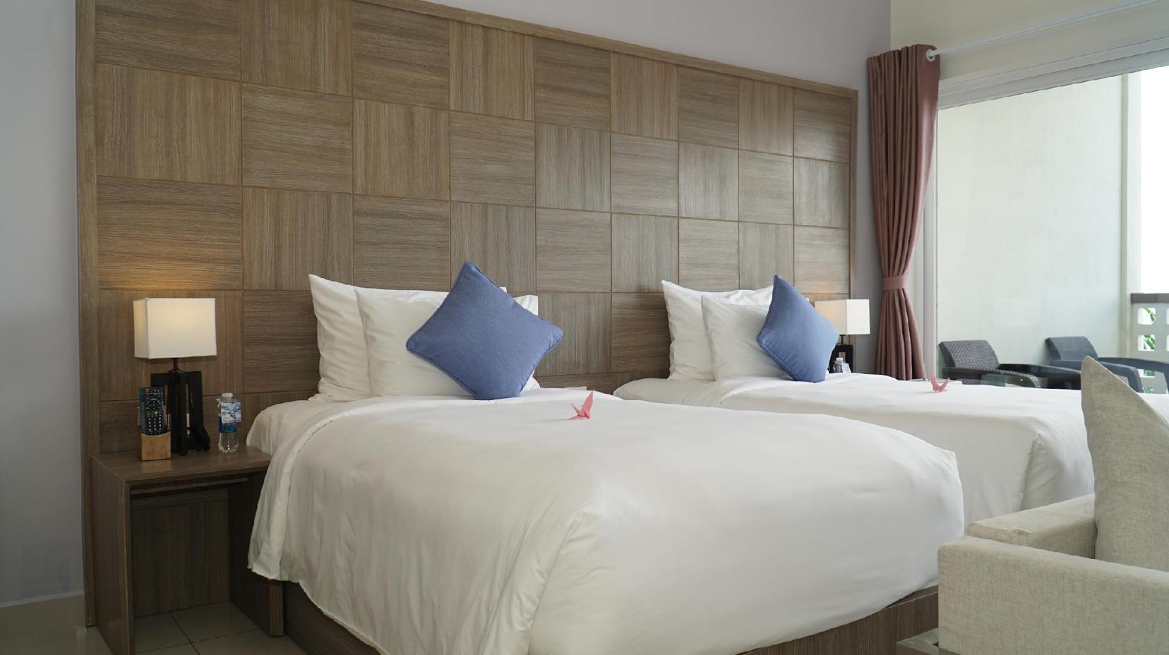 Deluxe Double or Twin Room - Bed