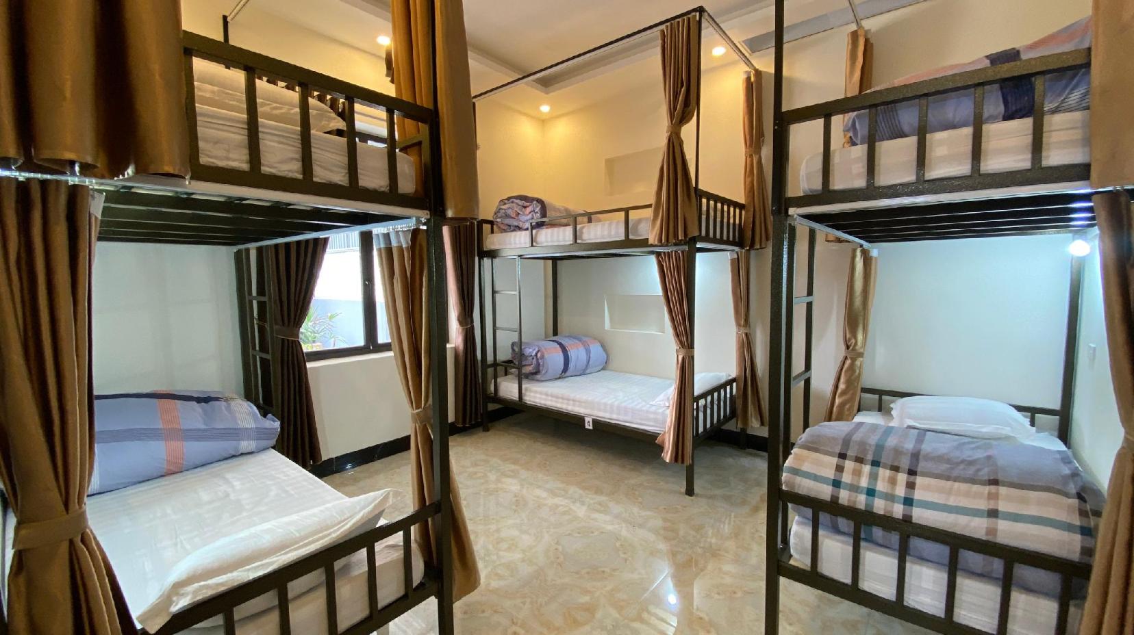 1 Person in 6-Bed Dormitory - Female Only - Bed