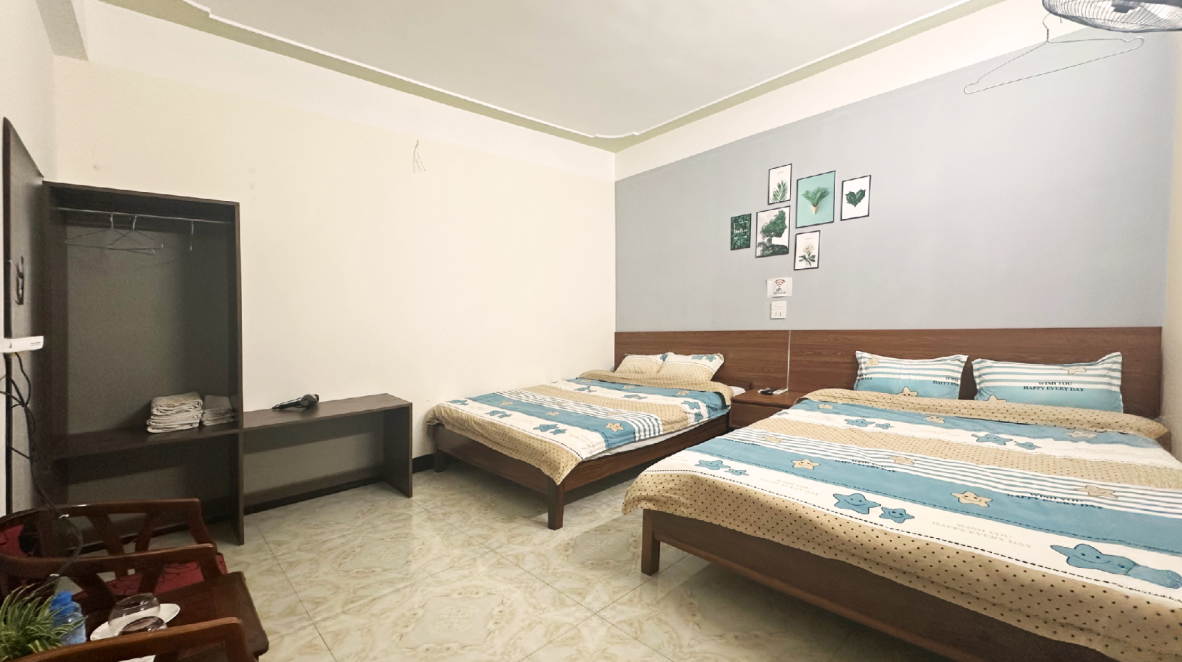 Family Standard - Bedroom