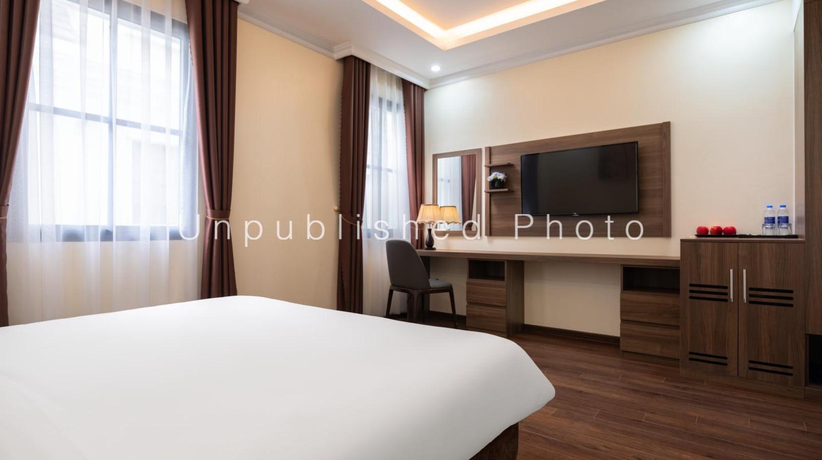 Deluxe Gold Double or Twin Room - Bedroom