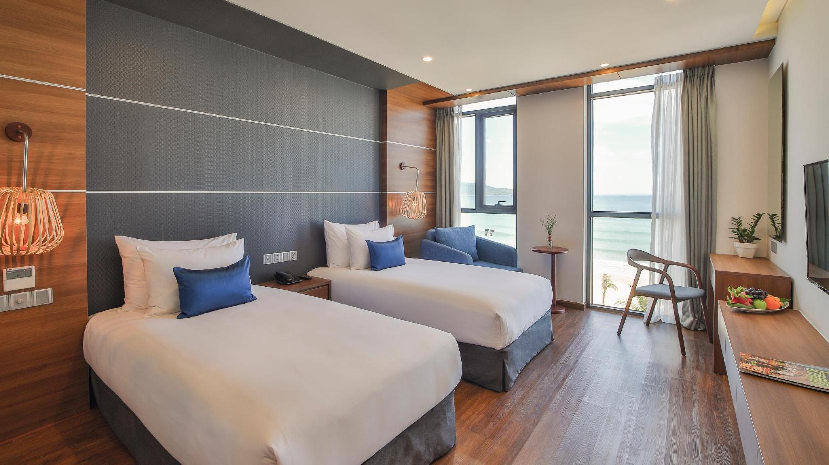 Beach Front Deluxe Twin - Bed